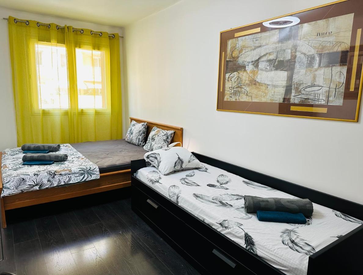 The Nice - 3 Rooms, 3Air Cond, 3Tv, 3Fans, 2 Wc, Wifi Everywhere 5Min Aeroport, Train, Beach, 1Min Tram, 15 Min Centre, Port, Parking Possible Екстериор снимка