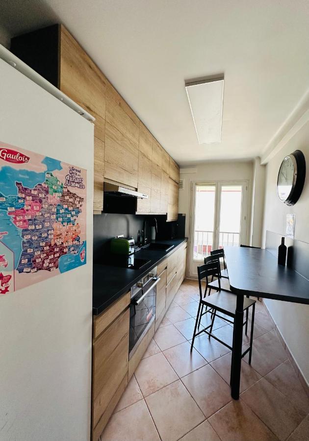 The Nice - 3 Rooms, 3Air Cond, 3Tv, 3Fans, 2 Wc, Wifi Everywhere 5Min Aeroport, Train, Beach, 1Min Tram, 15 Min Centre, Port, Parking Possible Екстериор снимка