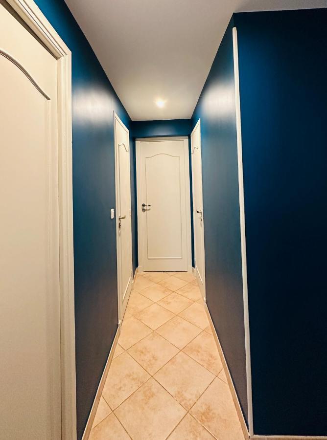 The Nice - 3 Rooms, 3Air Cond, 3Tv, 3Fans, 2 Wc, Wifi Everywhere 5Min Aeroport, Train, Beach, 1Min Tram, 15 Min Centre, Port, Parking Possible Екстериор снимка
