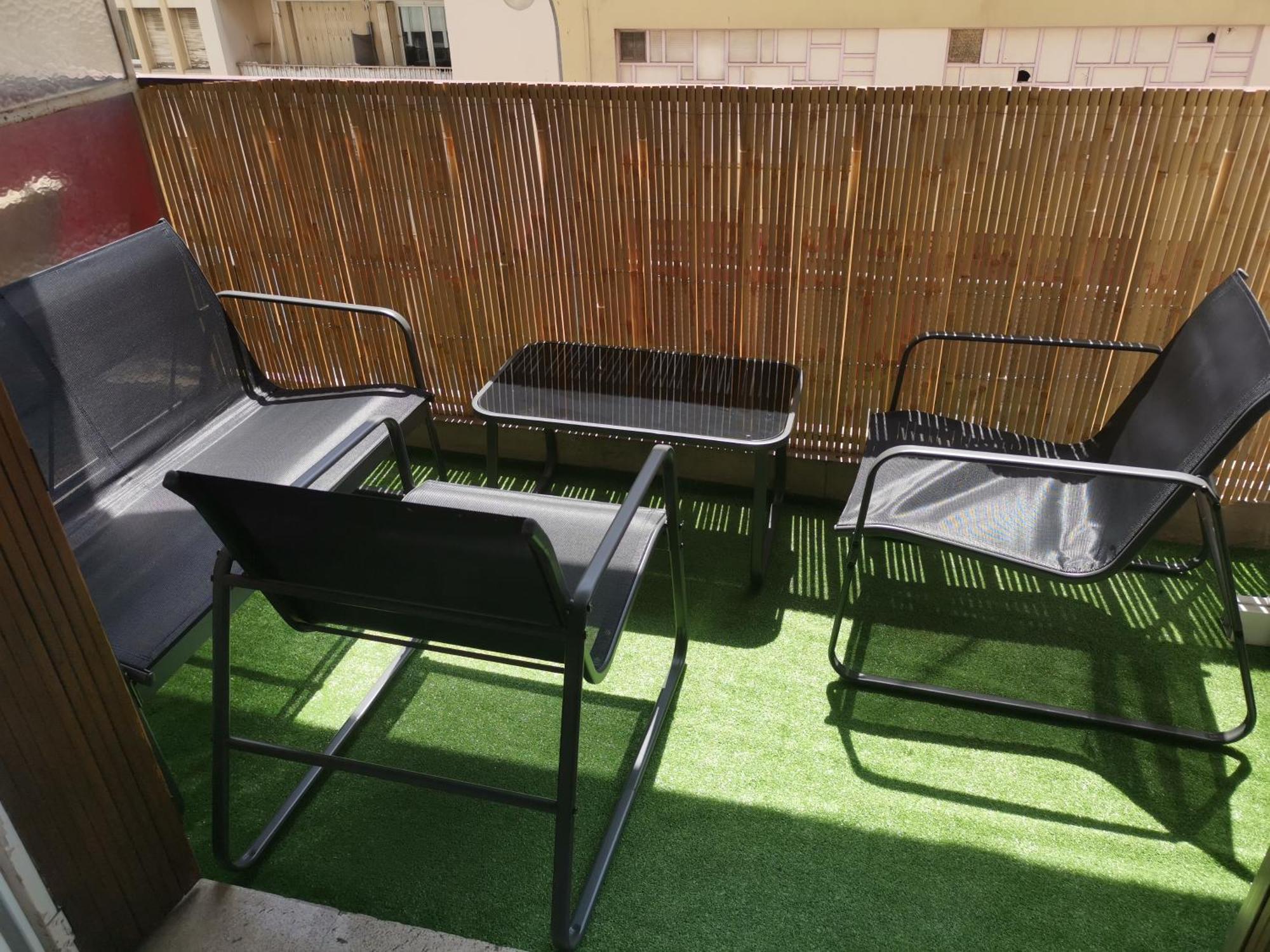 The Nice - 3 Rooms, 3Air Cond, 3Tv, 3Fans, 2 Wc, Wifi Everywhere 5Min Aeroport, Train, Beach, 1Min Tram, 15 Min Centre, Port, Parking Possible Екстериор снимка